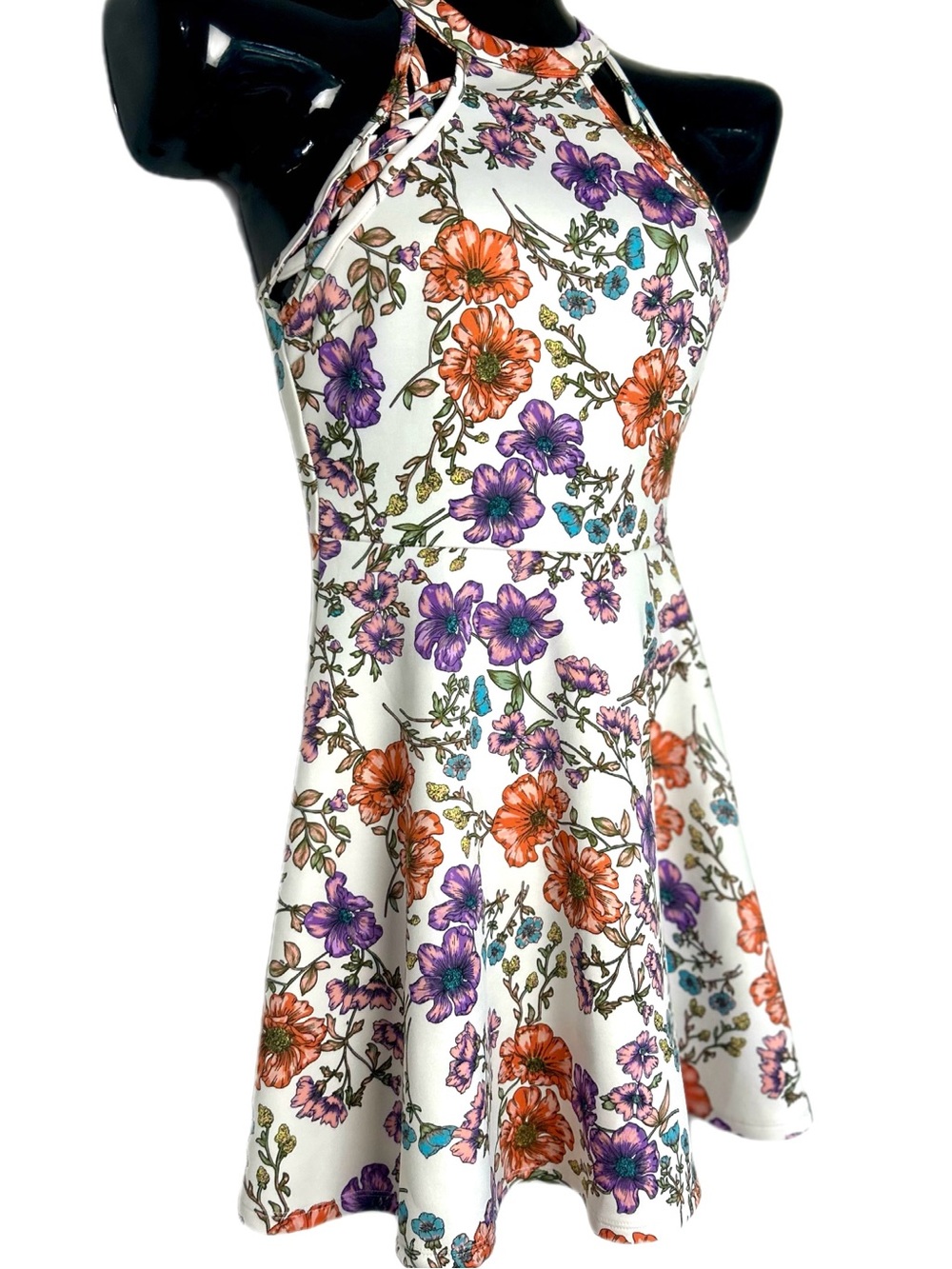 *NWOT 🌸Colorful Floral Halter Dress with Beautiful Purple, Blue & Orange Flowers